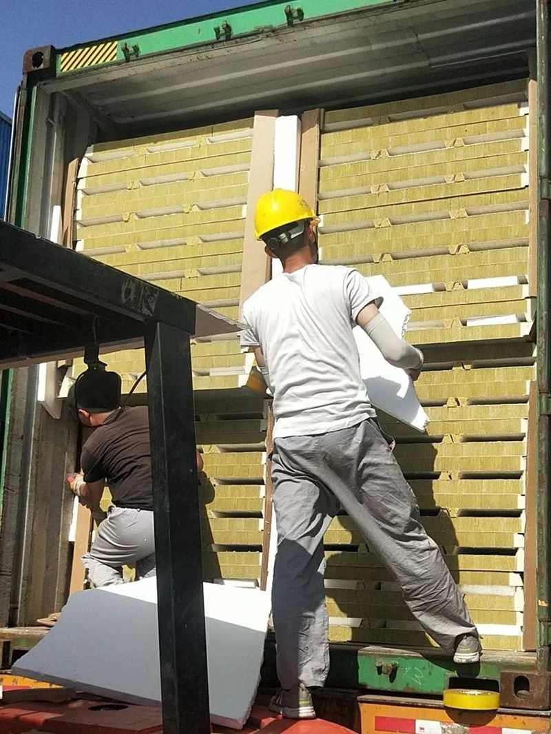 sandwich panel